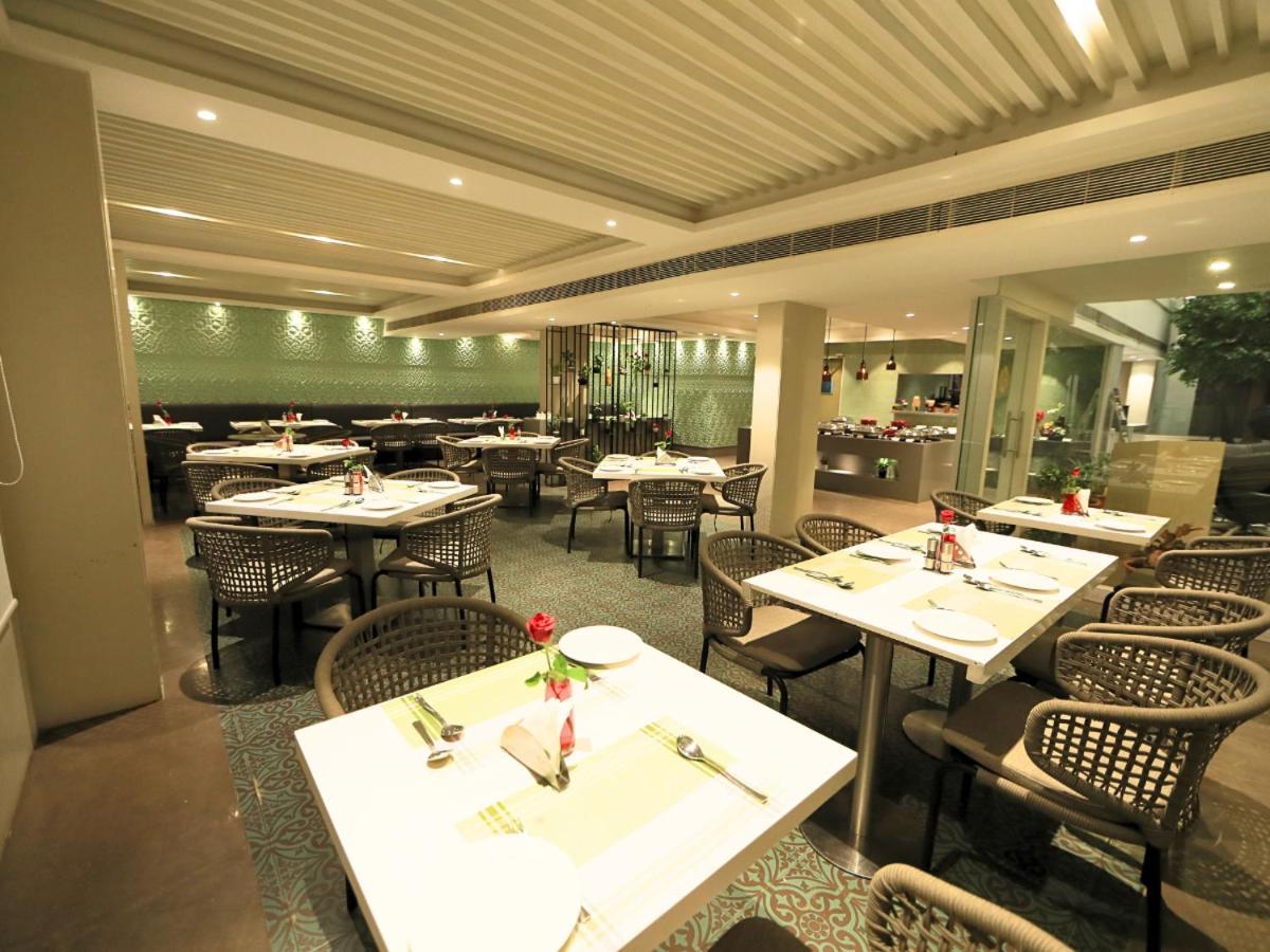 D R Utthama Nellore - Am Hotel Kollection Zewnętrze zdjęcie