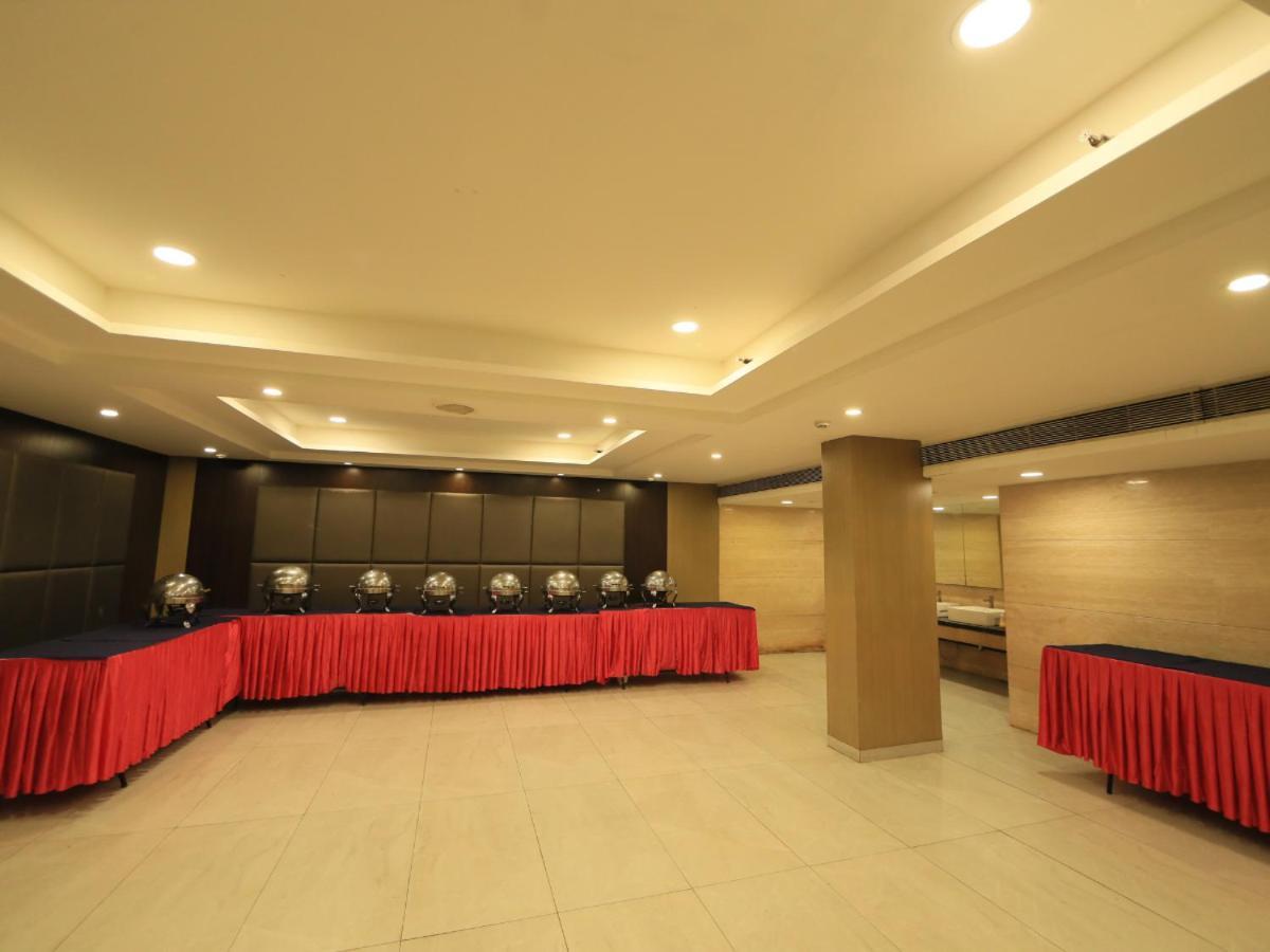 D R Utthama Nellore - Am Hotel Kollection Zewnętrze zdjęcie