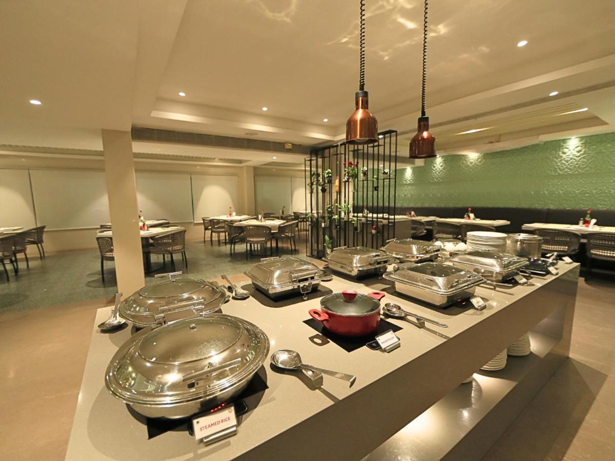 D R Utthama Nellore - Am Hotel Kollection Zewnętrze zdjęcie